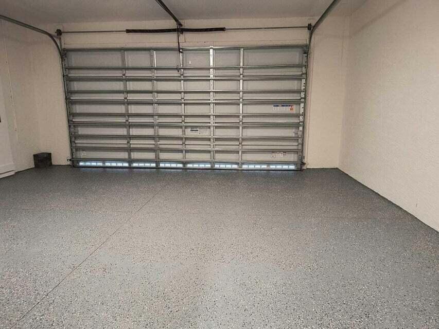 Valencia Grove, Riverland - Residential