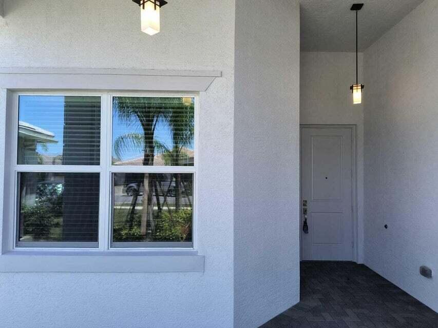 Valencia Grove, Riverland - Residential