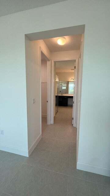 Valencia Grove, Riverland - Residential