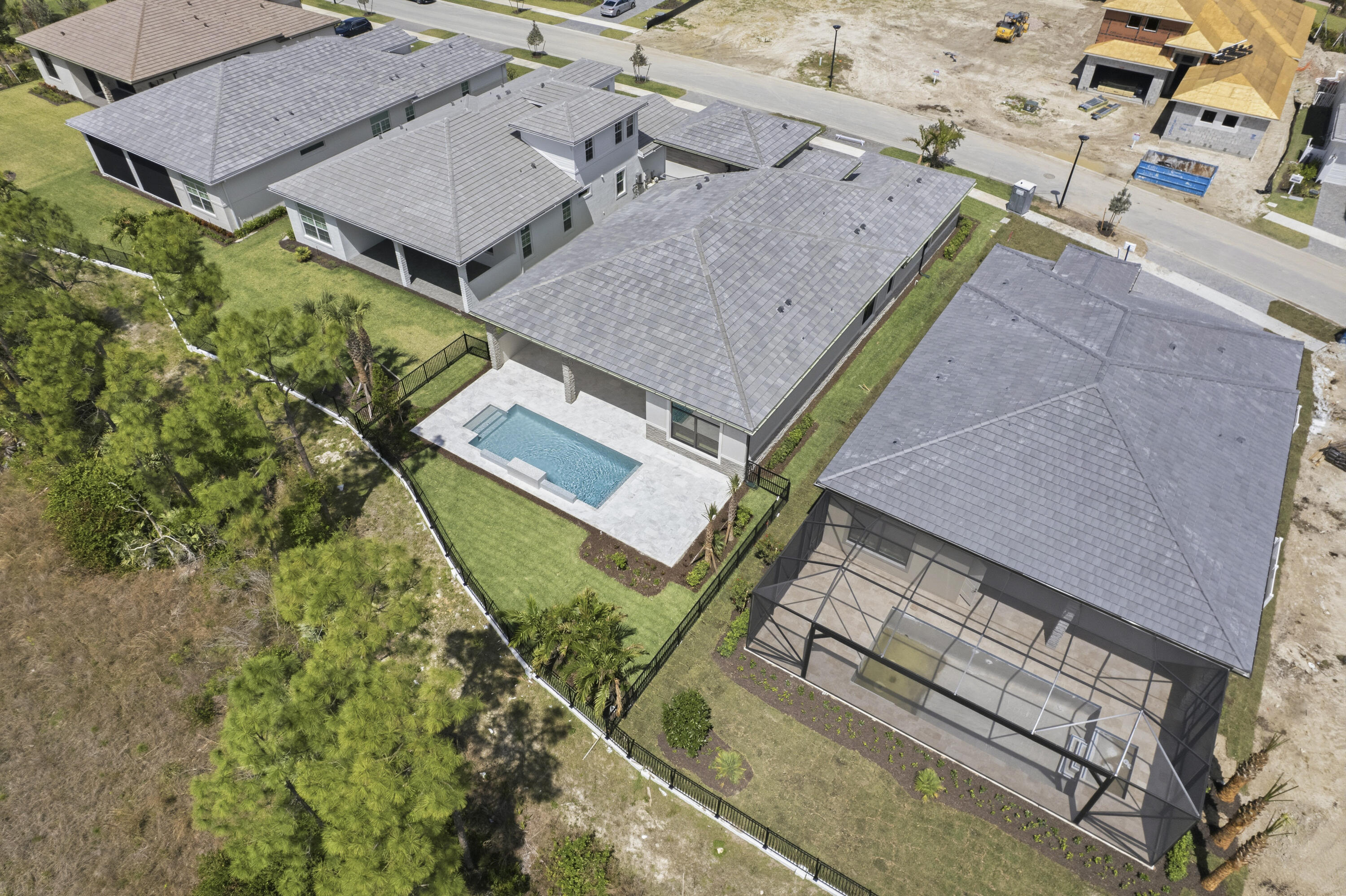 L'Ambiance at Avenir - Residential