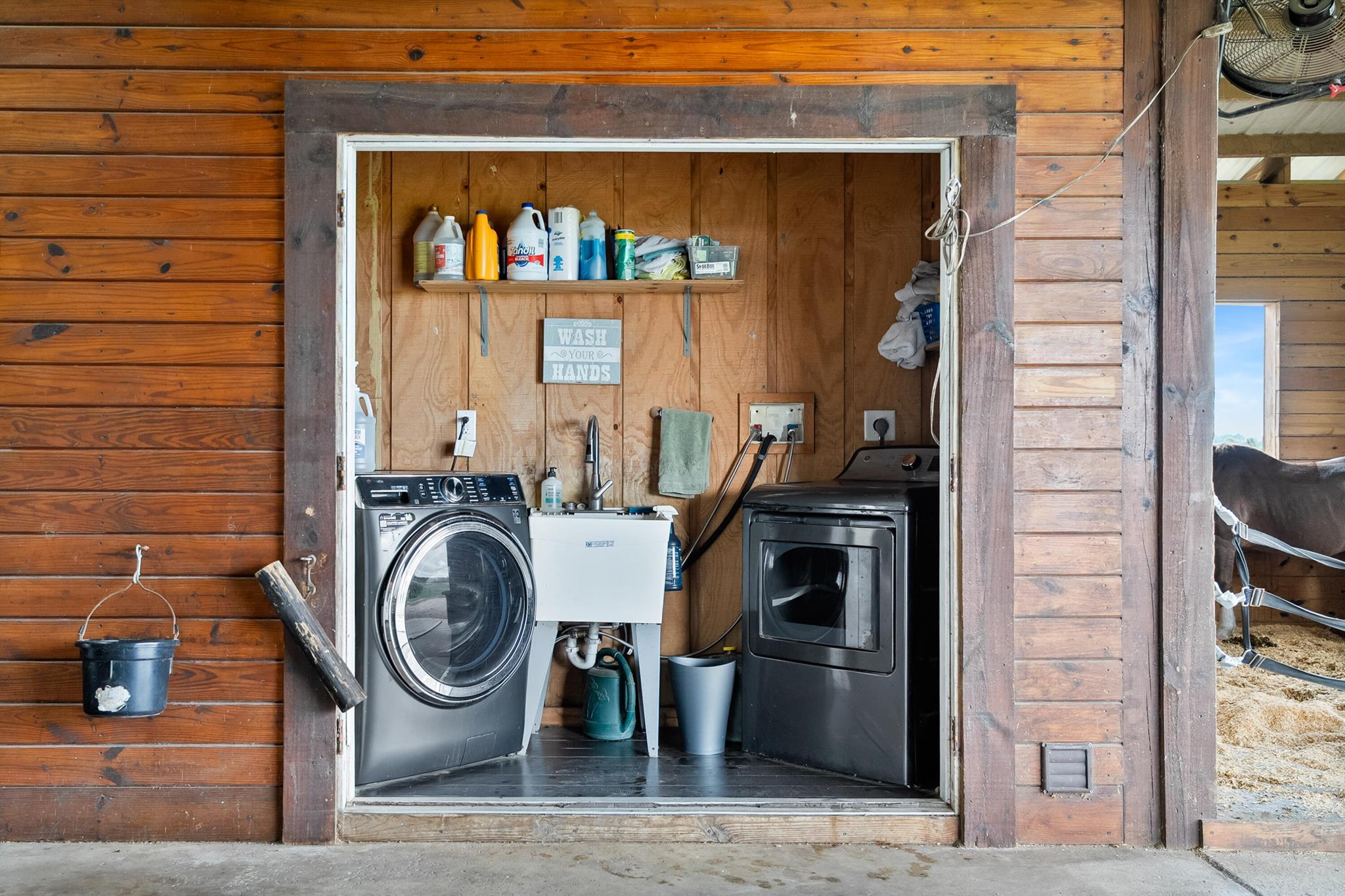 BOX RANCH GROVES - Residential