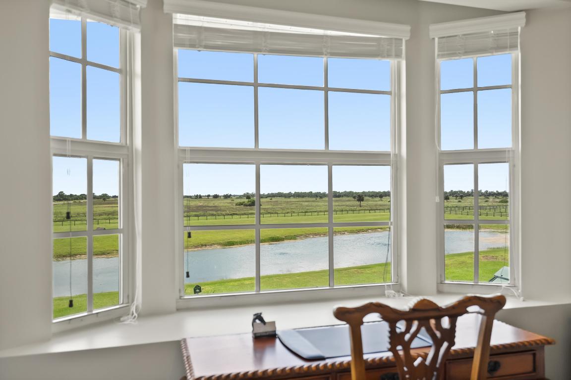 BOX RANCH GROVES - Residential