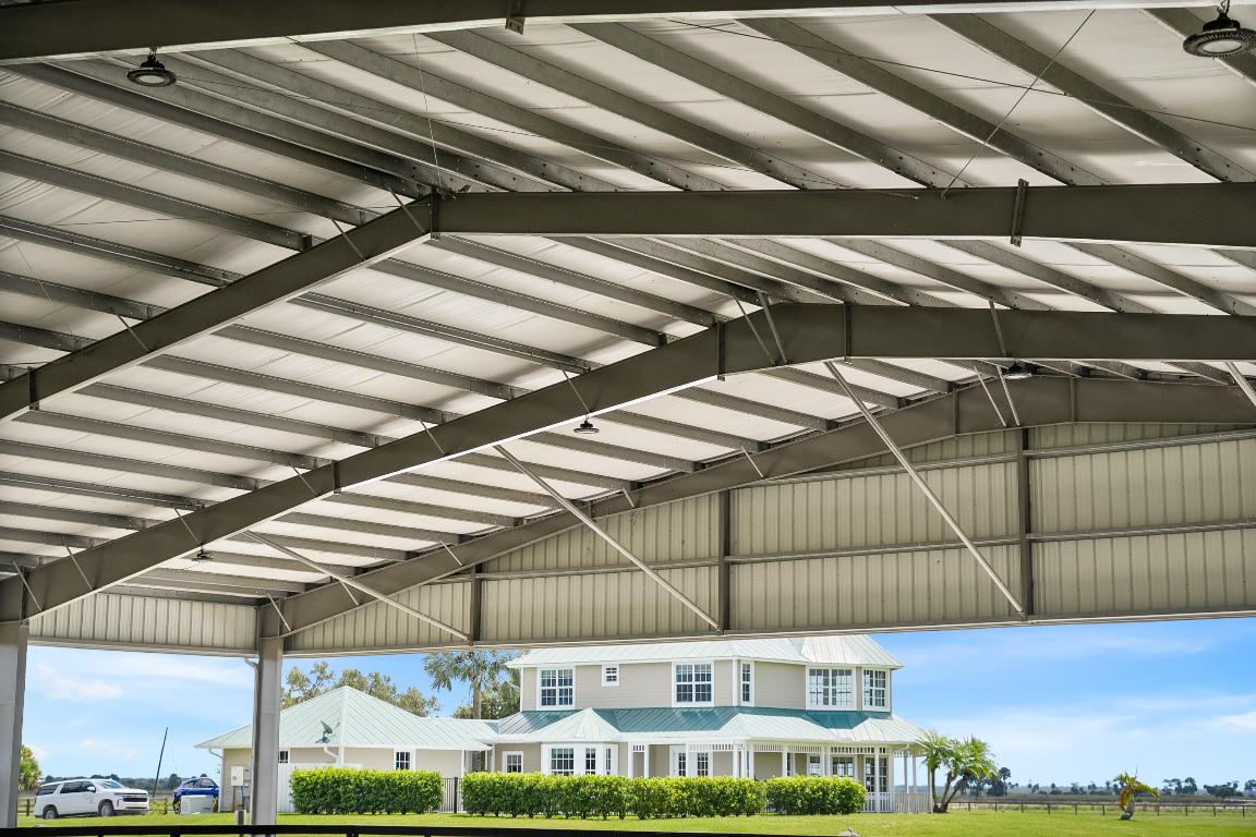 BOX RANCH GROVES - Residential