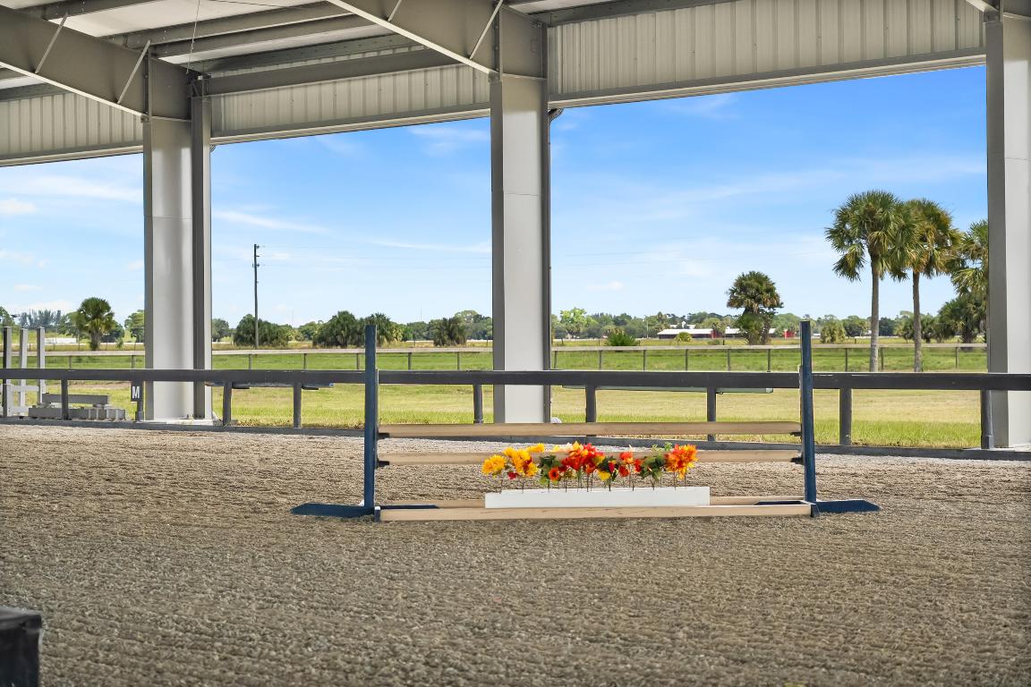 BOX RANCH GROVES - Residential