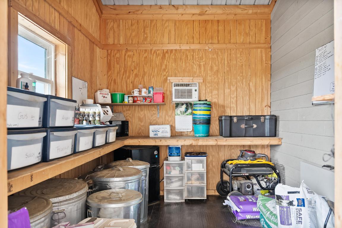 BOX RANCH GROVES - Residential