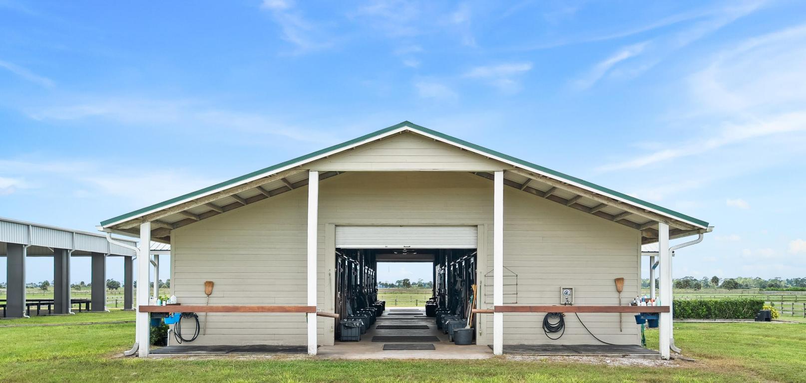 BOX RANCH GROVES - Residential