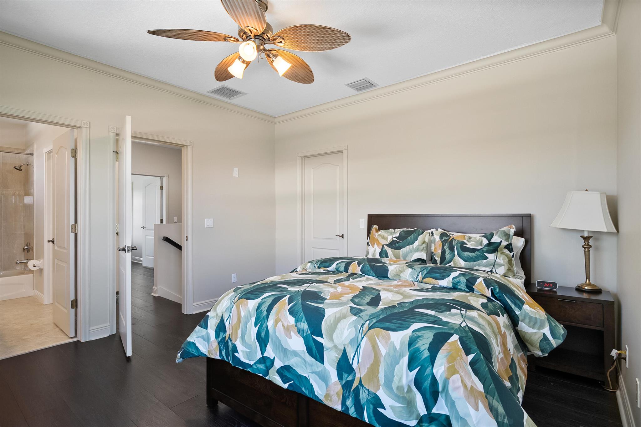 BOX RANCH GROVES - Residential