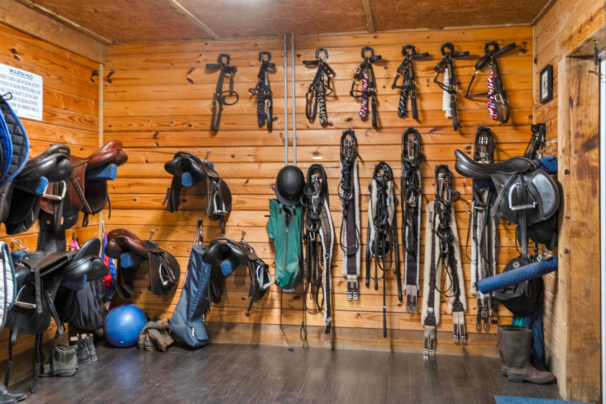 BOX RANCH GROVES - Residential