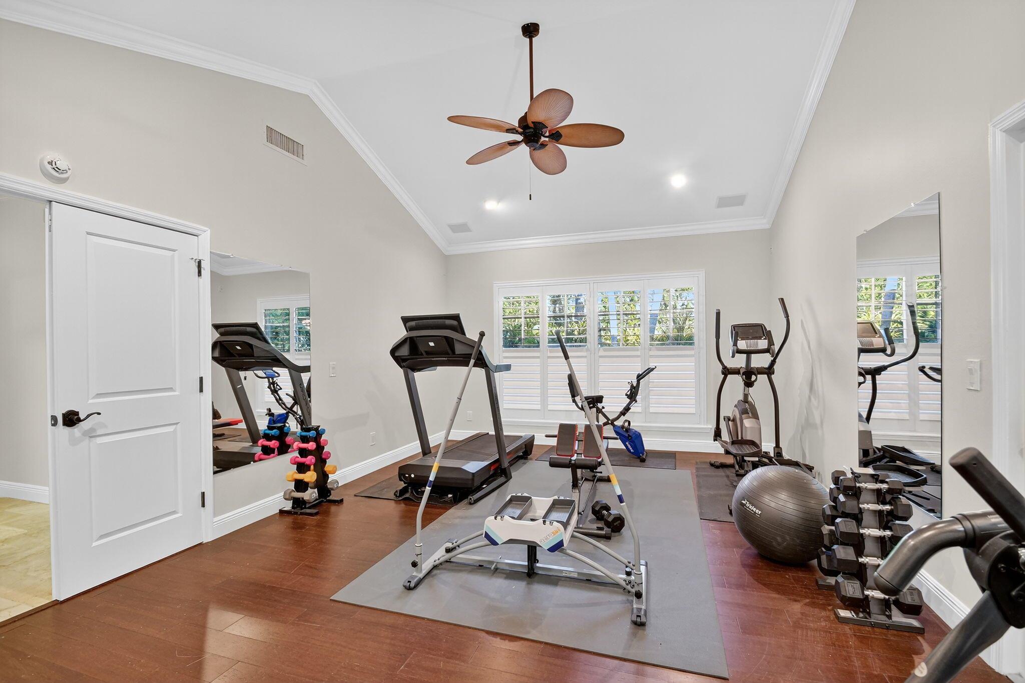 PINEWOOD OF WELLINGTON - Residential Lease