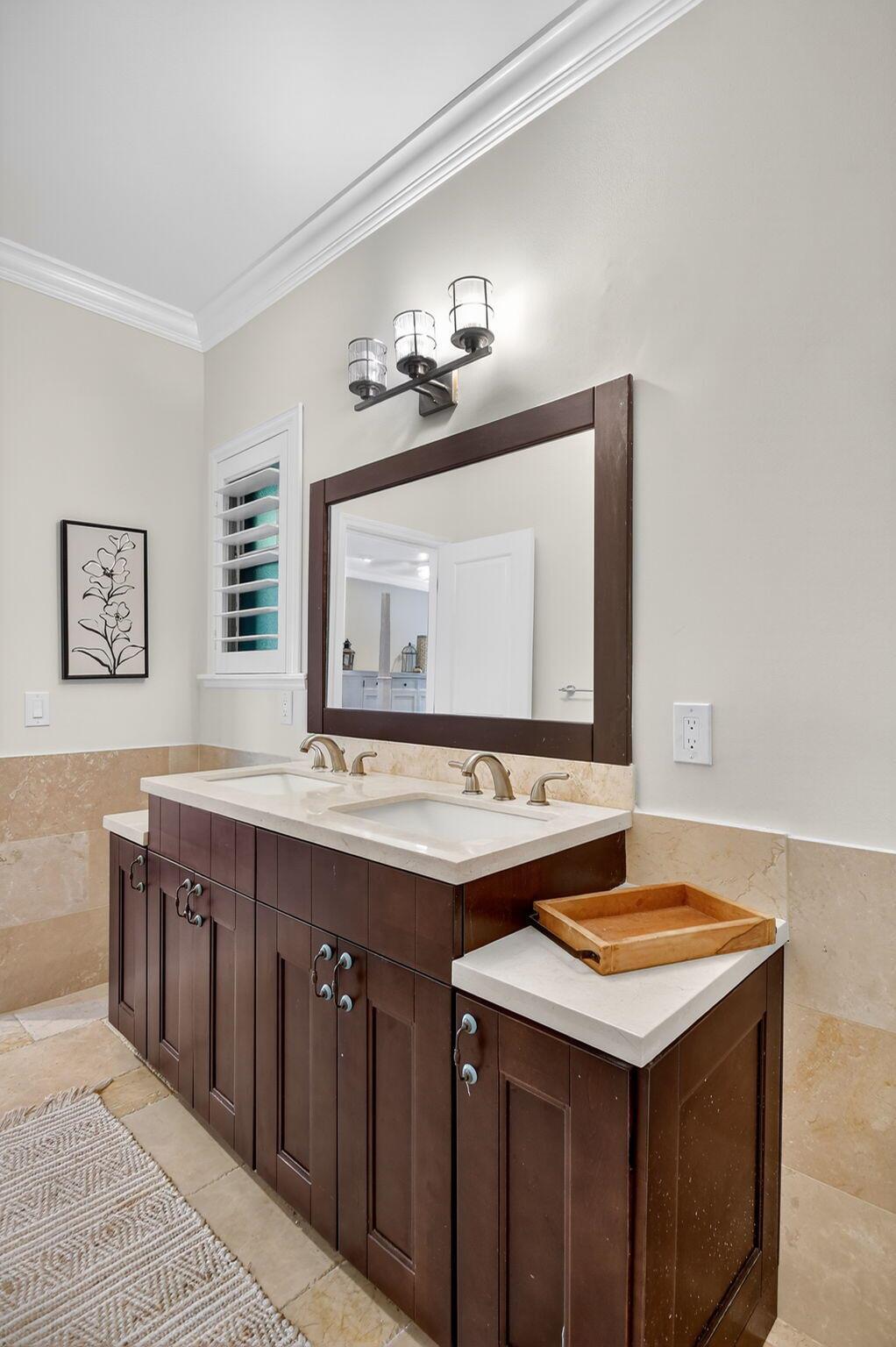 PINEWOOD OF WELLINGTON - Residential Lease