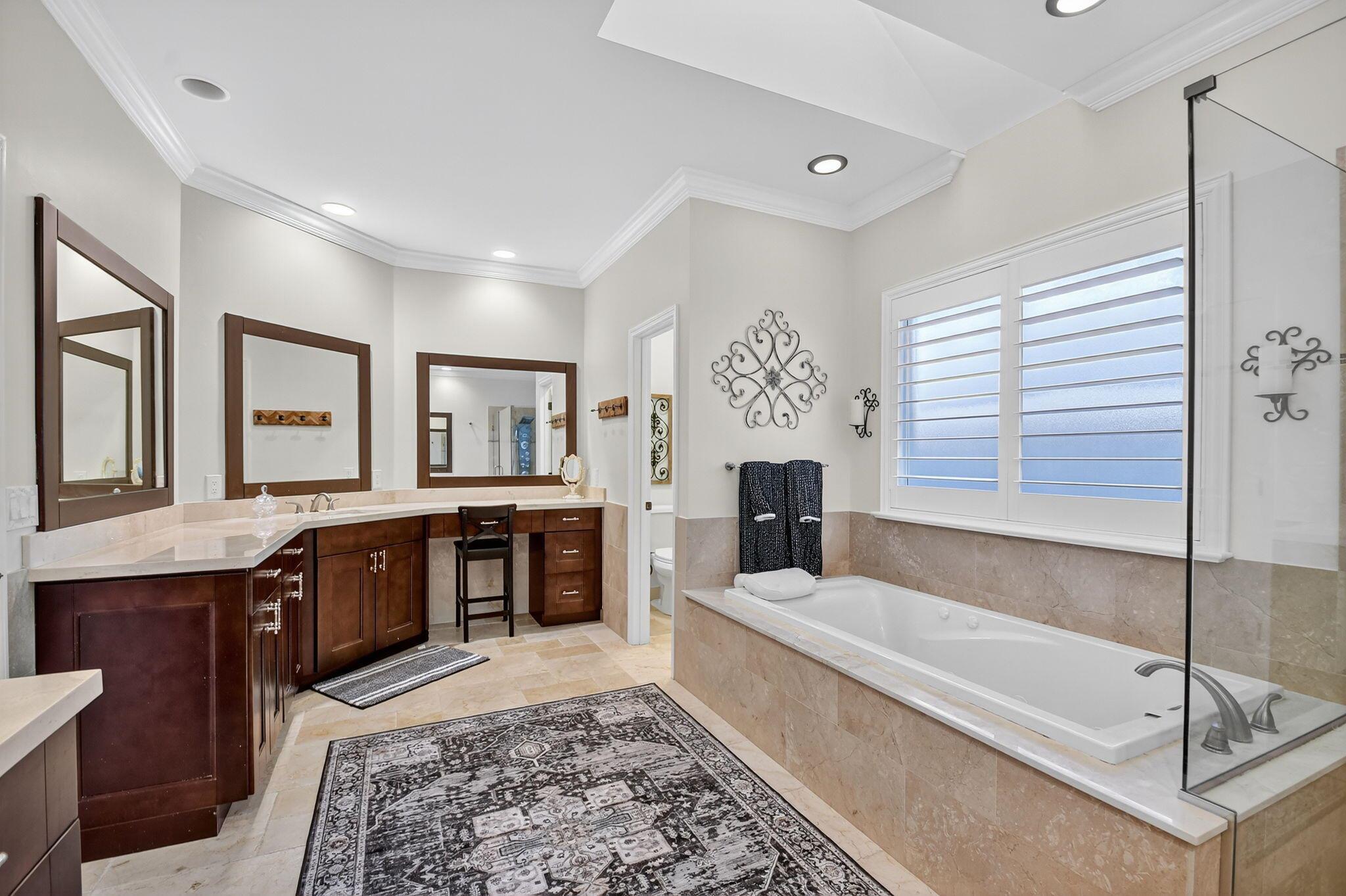 PINEWOOD OF WELLINGTON - Residential Lease