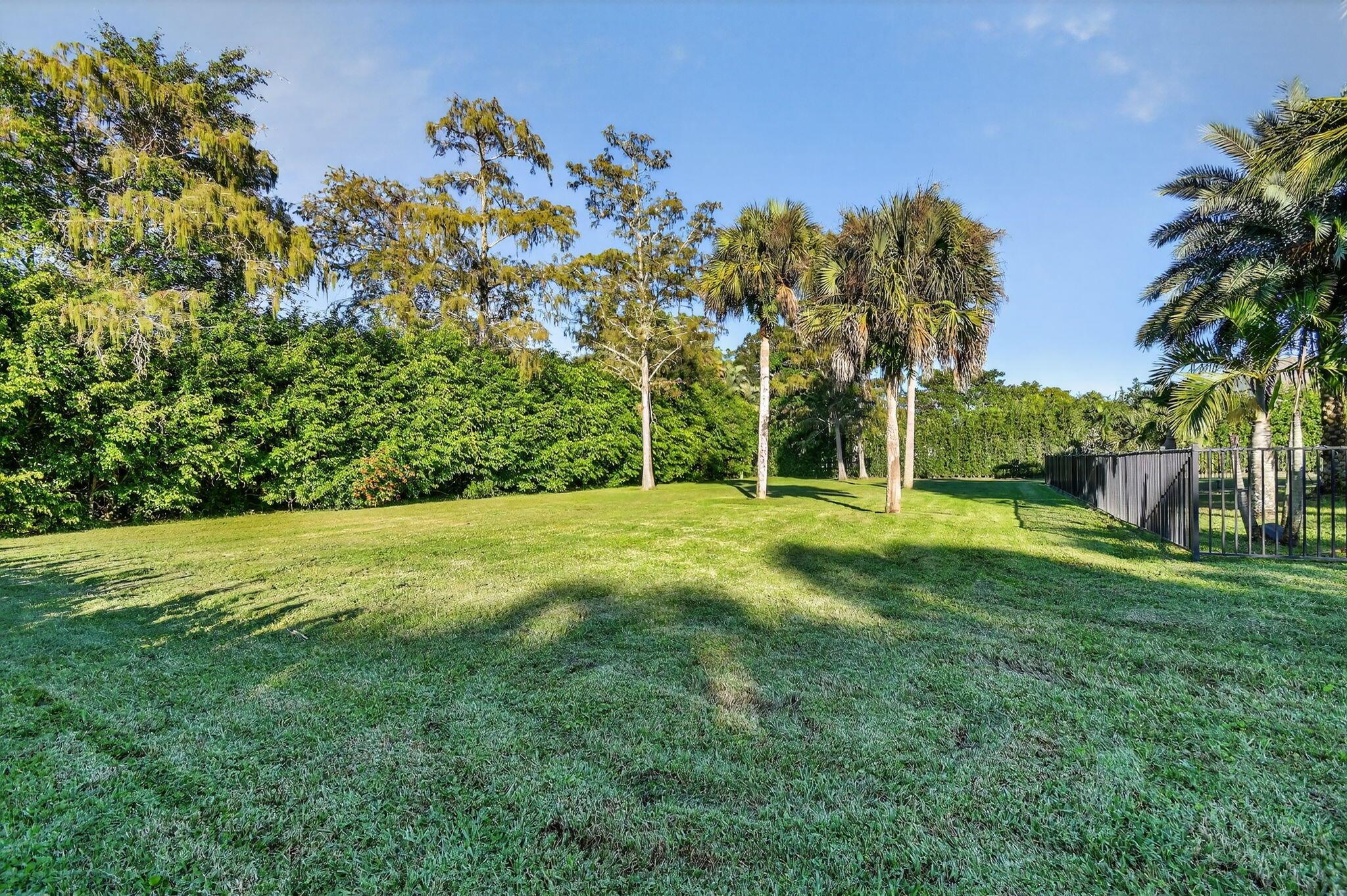 PINEWOOD OF WELLINGTON - Residential Lease