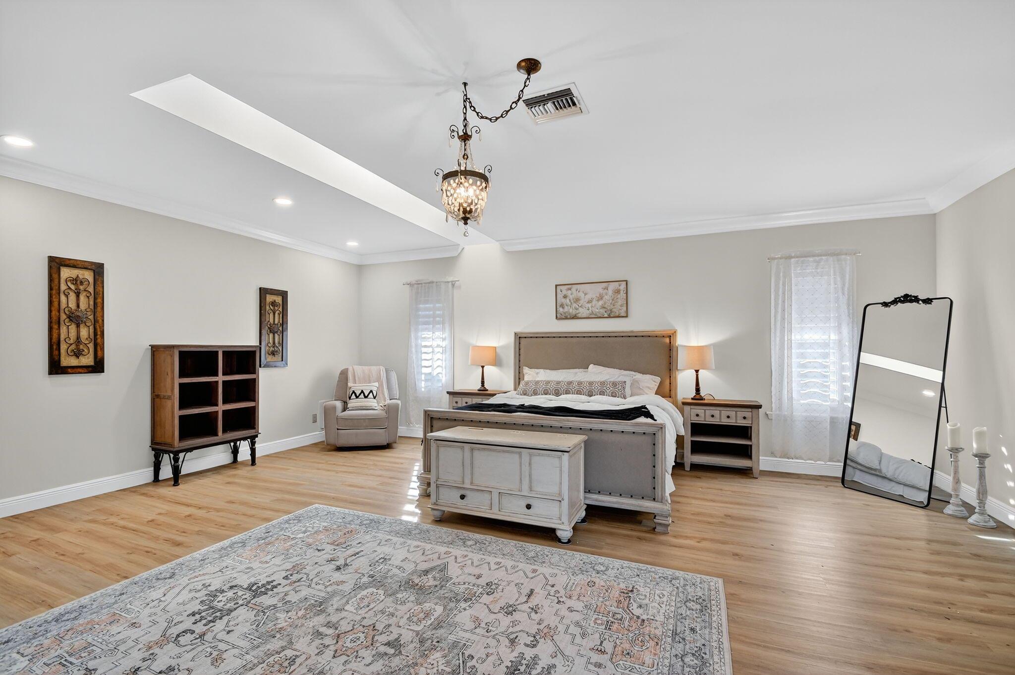 PINEWOOD OF WELLINGTON - Residential Lease