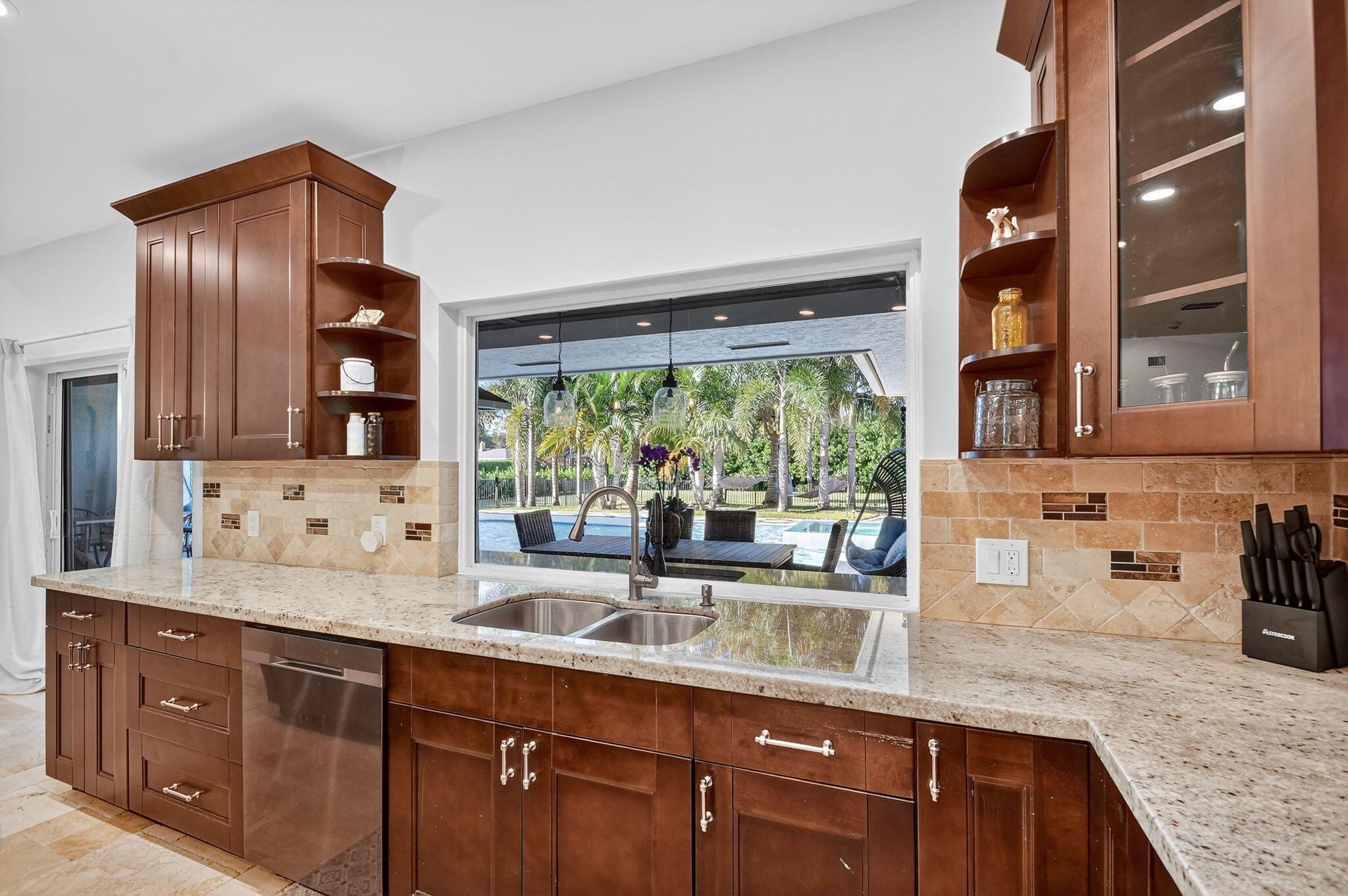 PINEWOOD OF WELLINGTON - Residential Lease