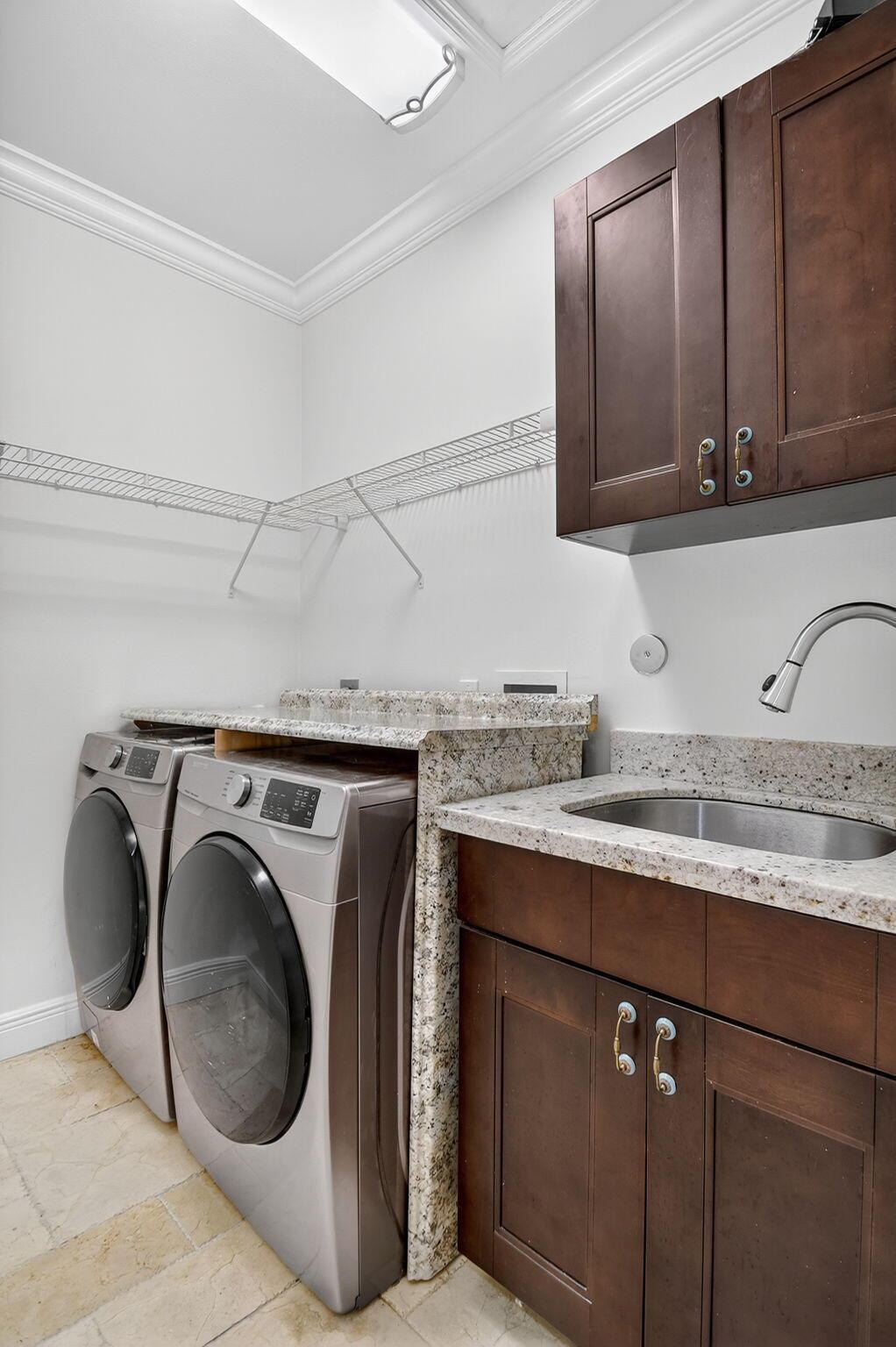 PINEWOOD OF WELLINGTON - Residential Lease