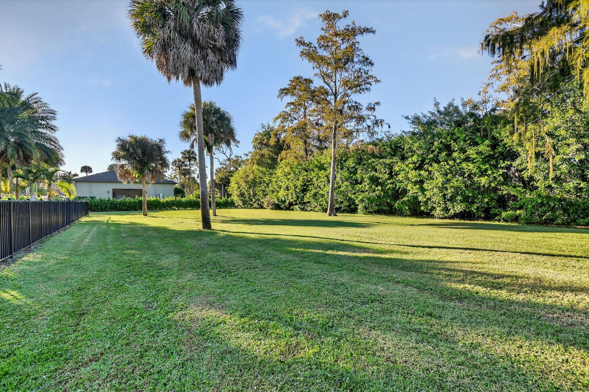 PINEWOOD OF WELLINGTON - Residential Lease