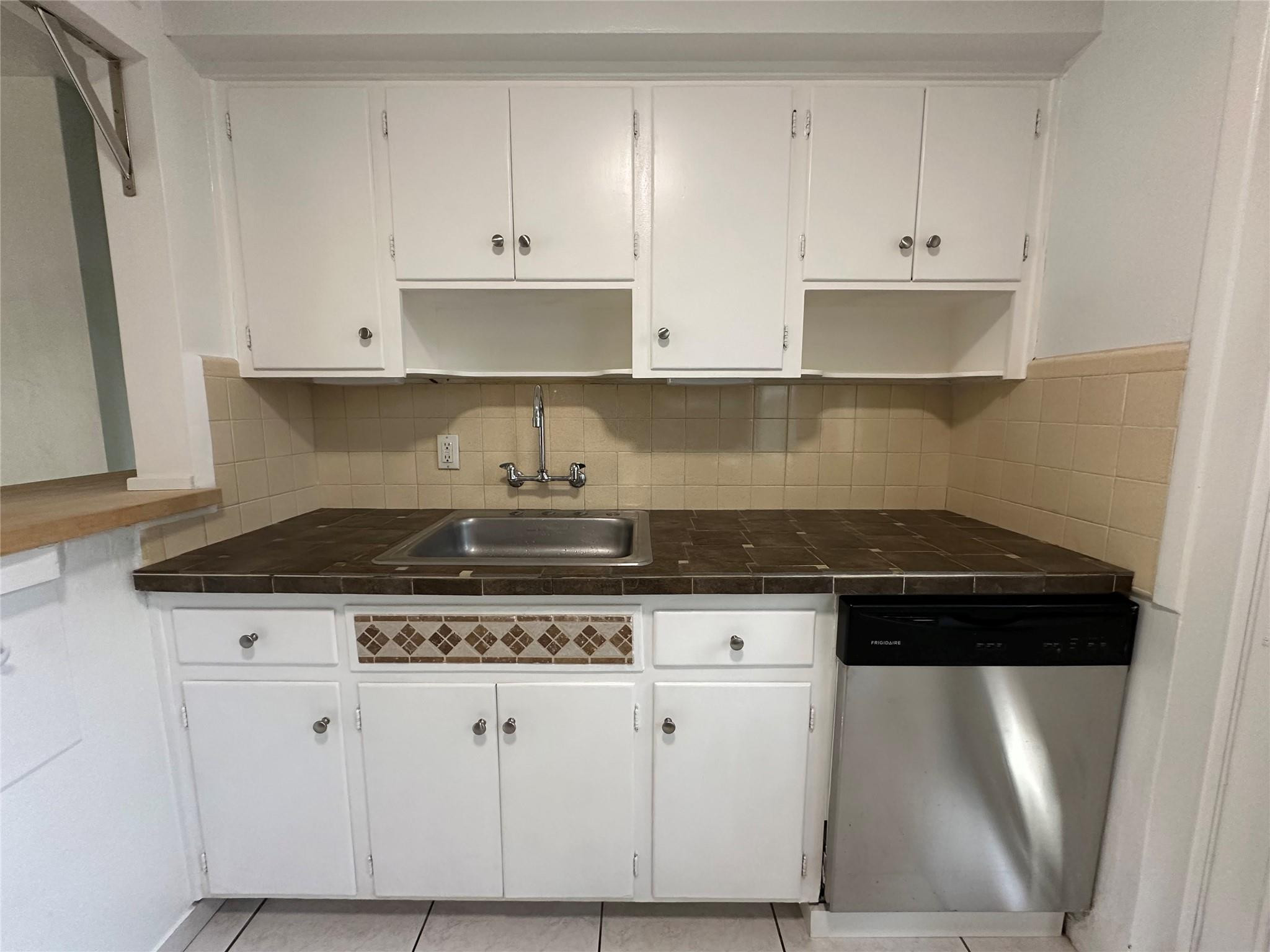 Lake Ridge - Residential Lease