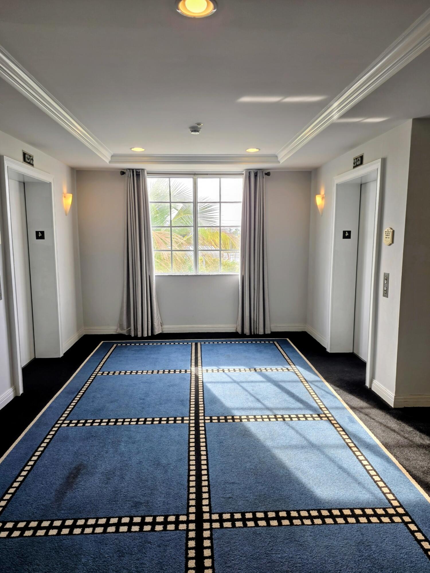 PINEAPPLE GROVE VILLAGE - Residential