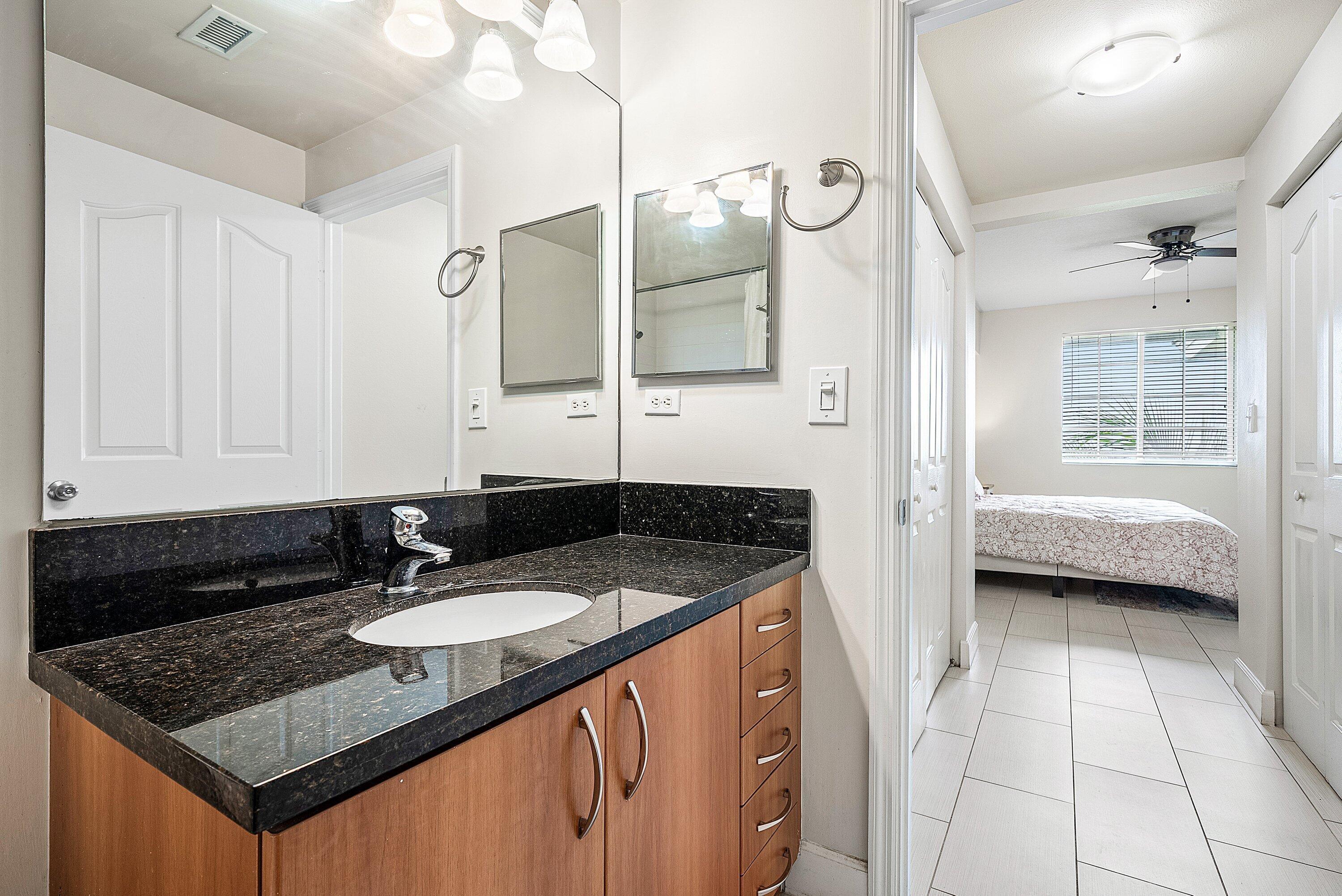 PINEAPPLE GROVE VILLAGE - Residential