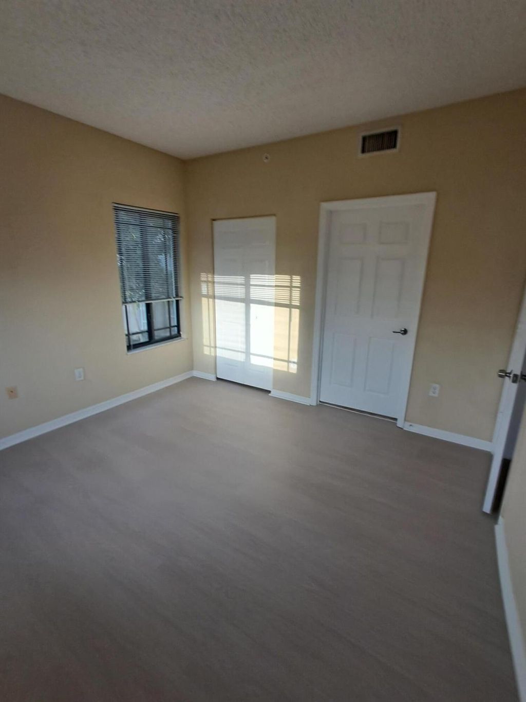 Photo of 2807 Veronia Drive #101, Palm Beach Gardens, FL 33410 (MLS # R11128895)