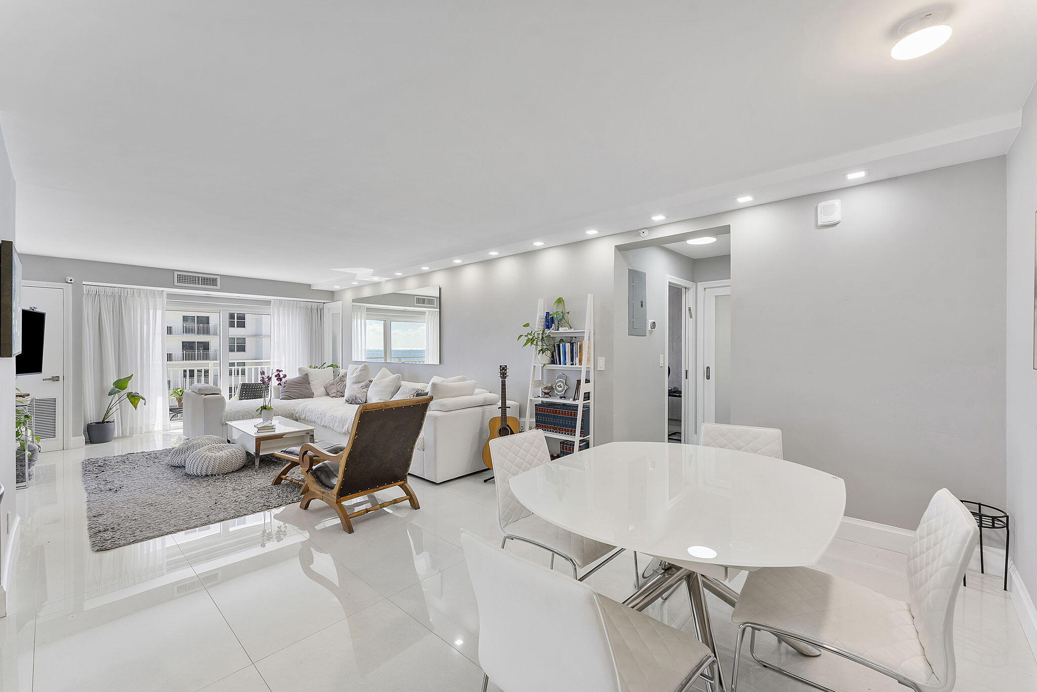 45 OCEAN CONDO - Residential