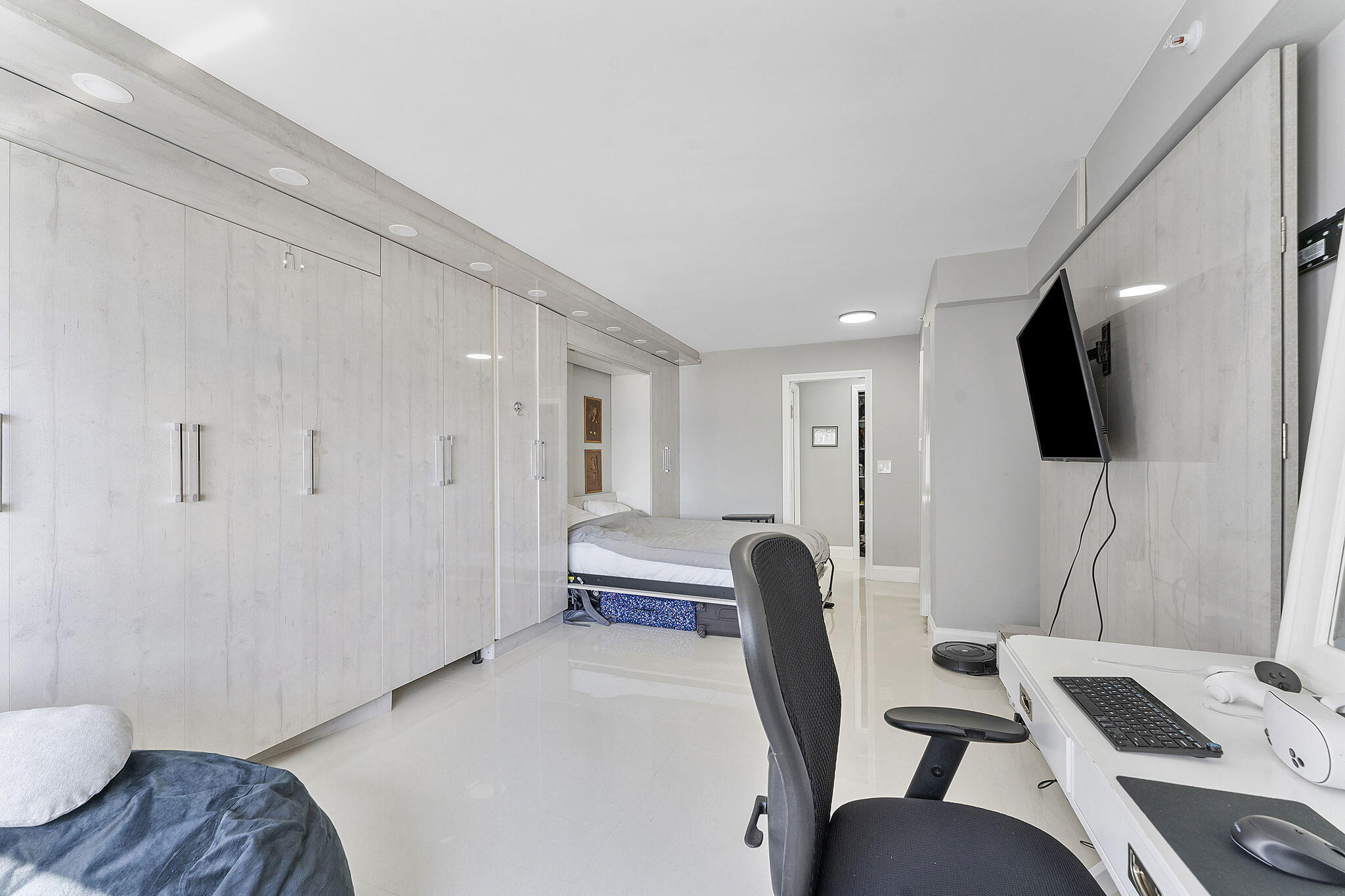 45 OCEAN CONDO - Residential