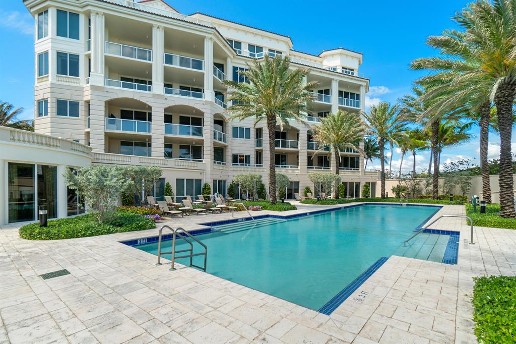 BELLARIA CONDO - Residential