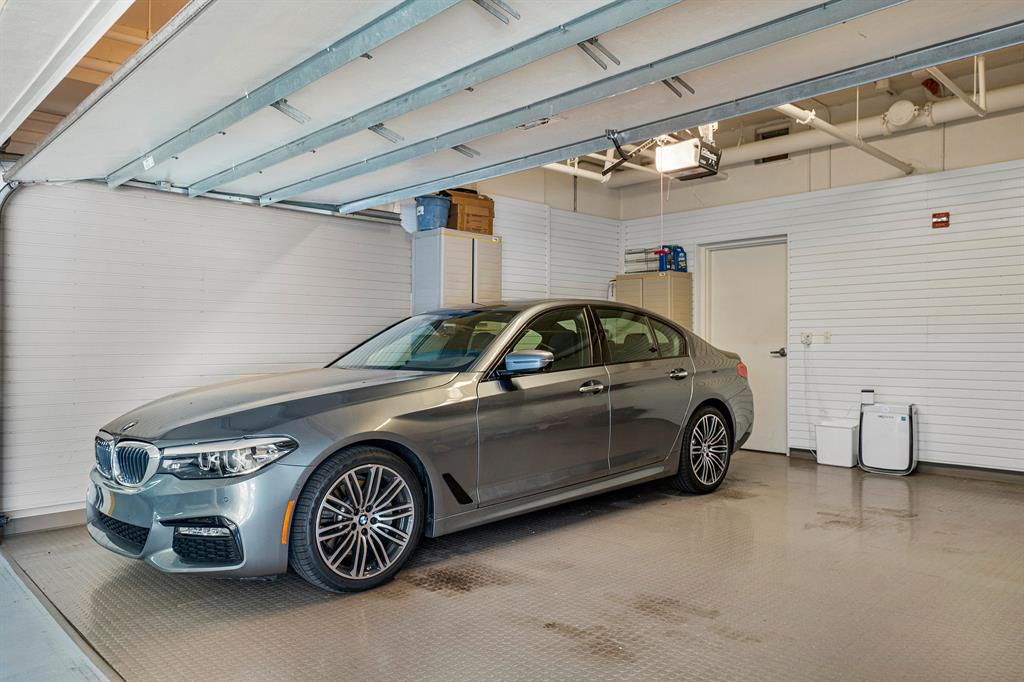 BELLARIA CONDO - Residential