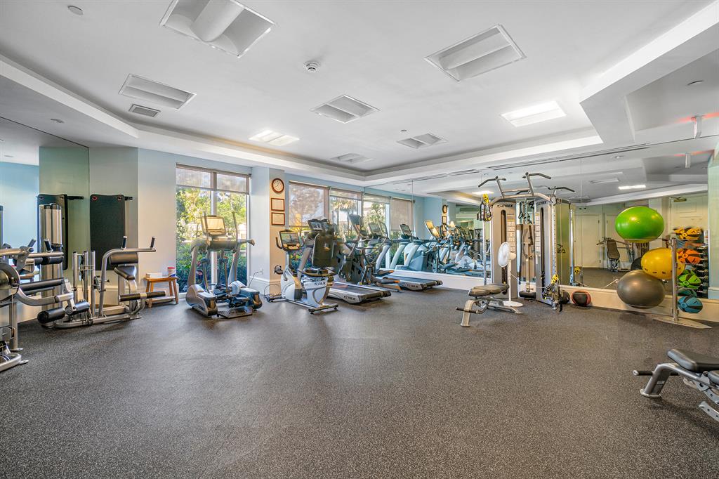 BELLARIA CONDO - Residential