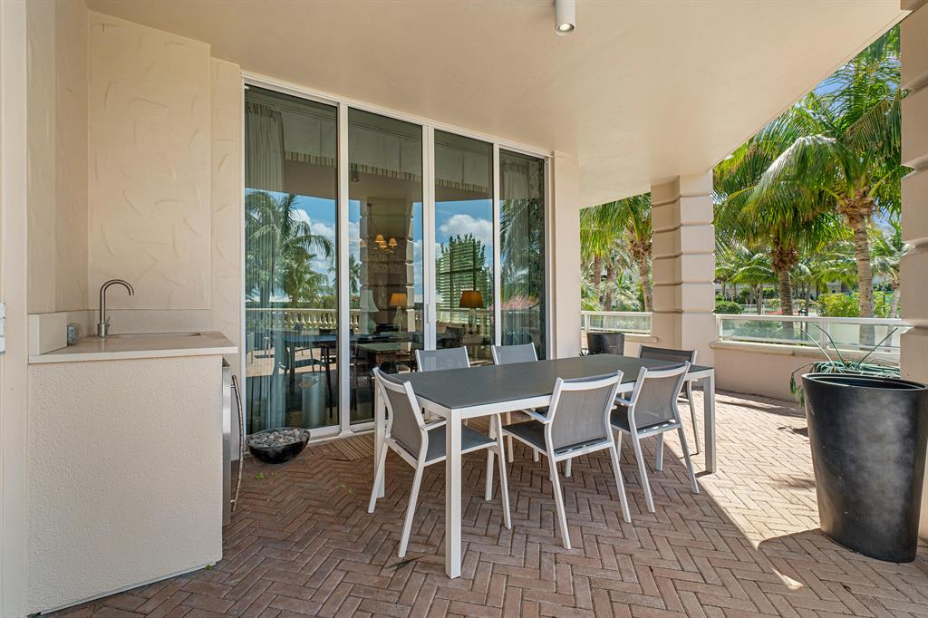 BELLARIA CONDO - Residential