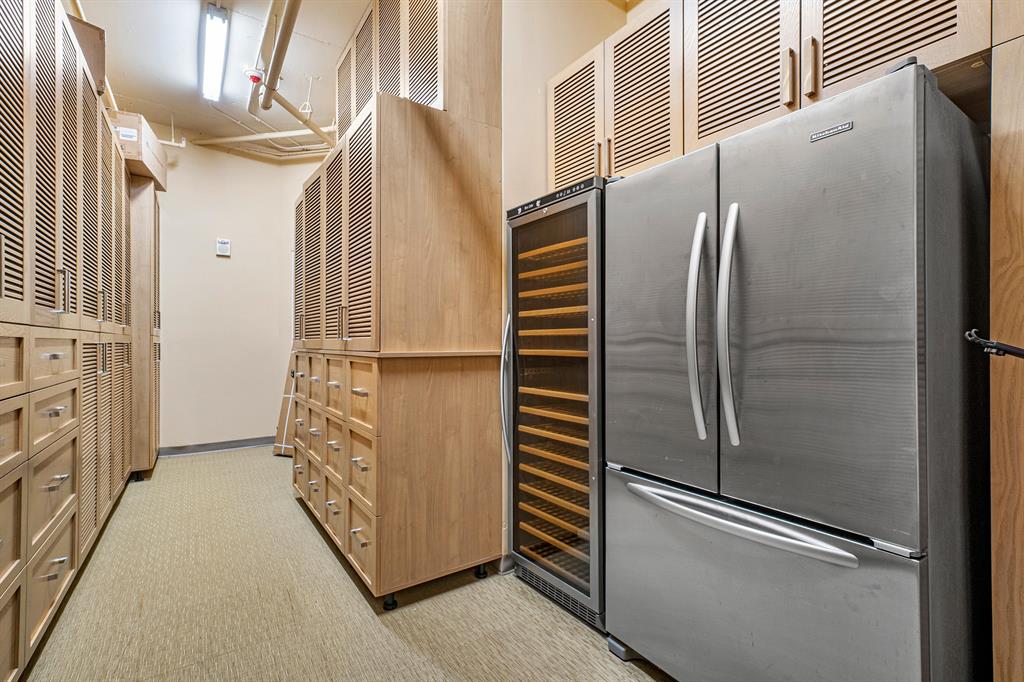 BELLARIA CONDO - Residential