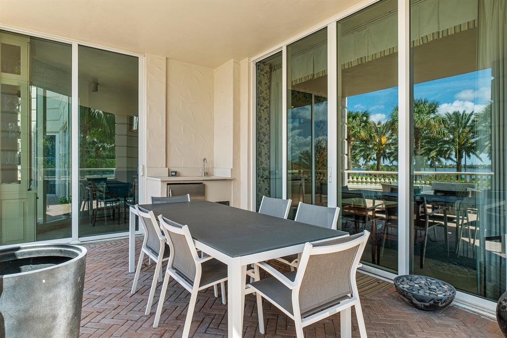 BELLARIA CONDO - Residential