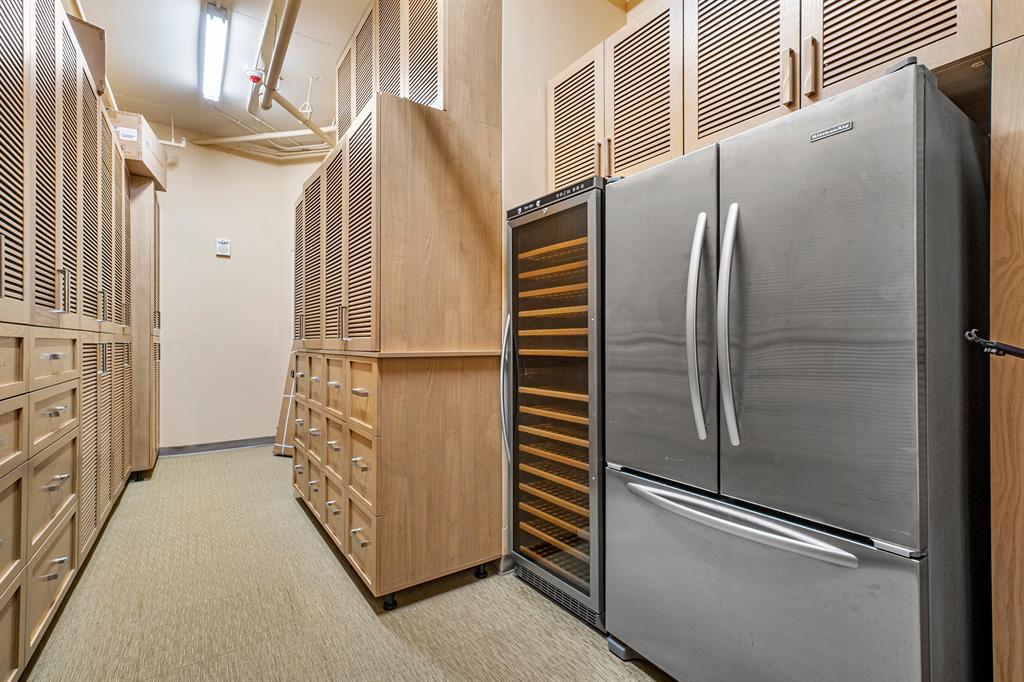 BELLARIA CONDO - Residential