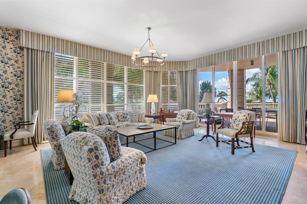 BELLARIA CONDO - Residential