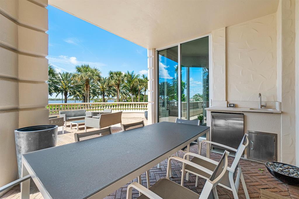 BELLARIA CONDO - Residential