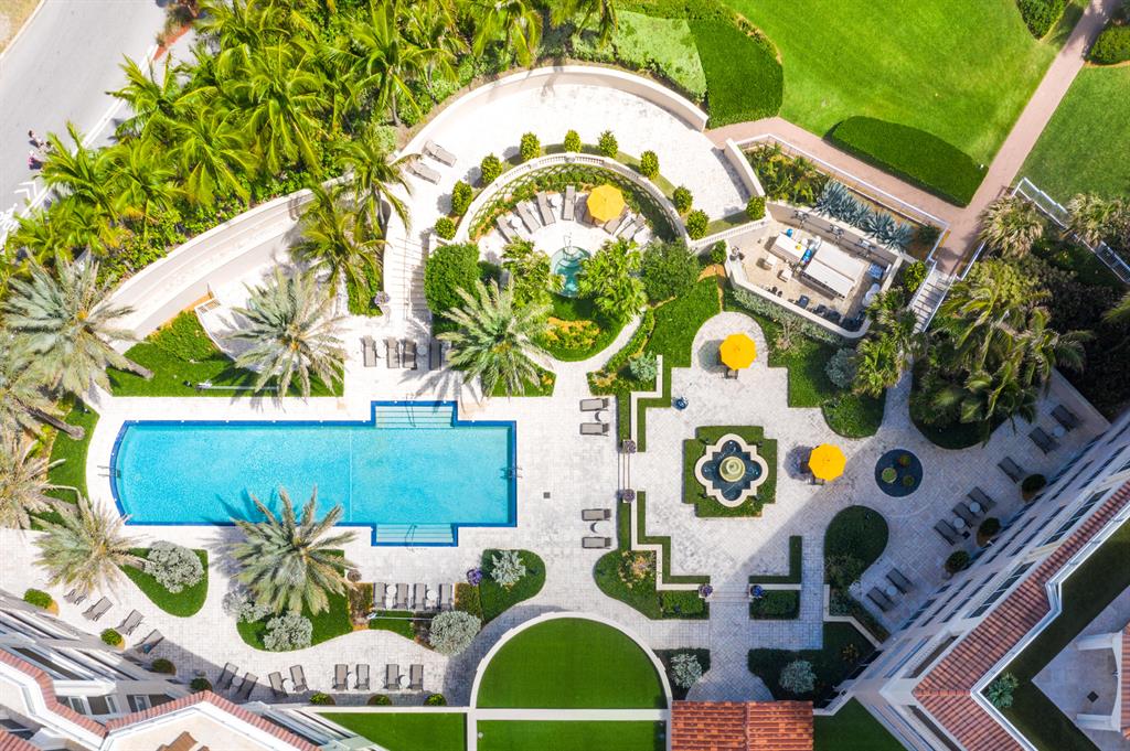 BELLARIA CONDO - Residential