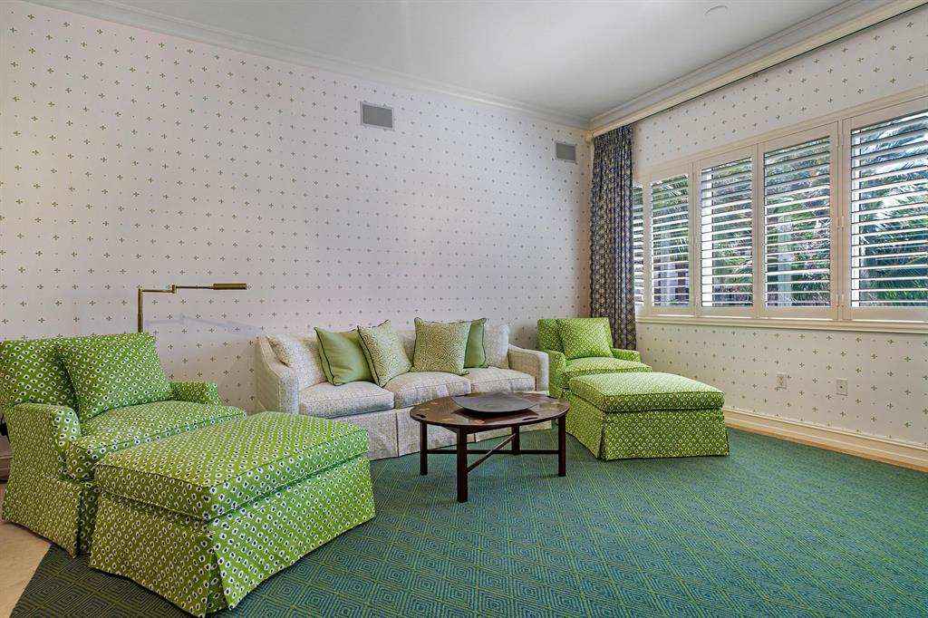 BELLARIA CONDO - Residential