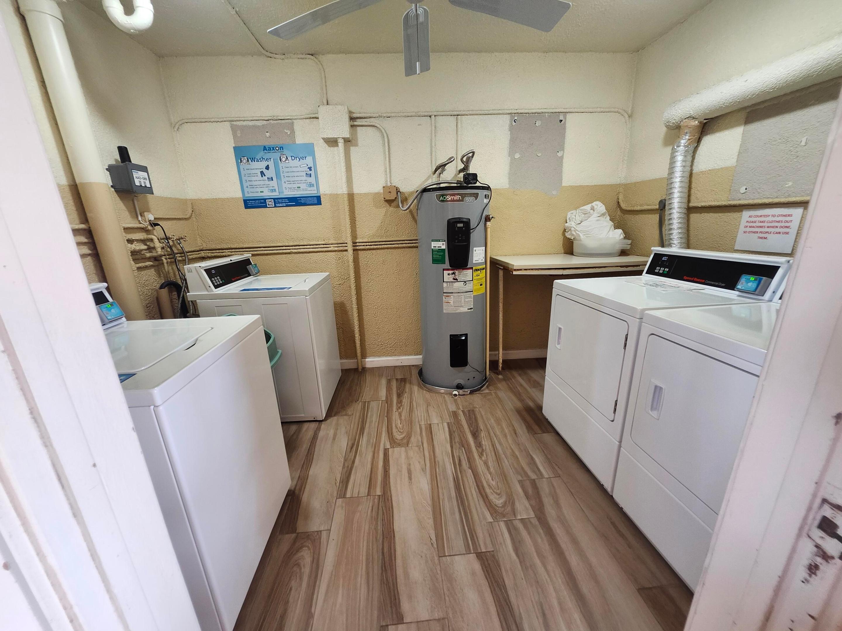 Village Royale Emerald Green - Residential