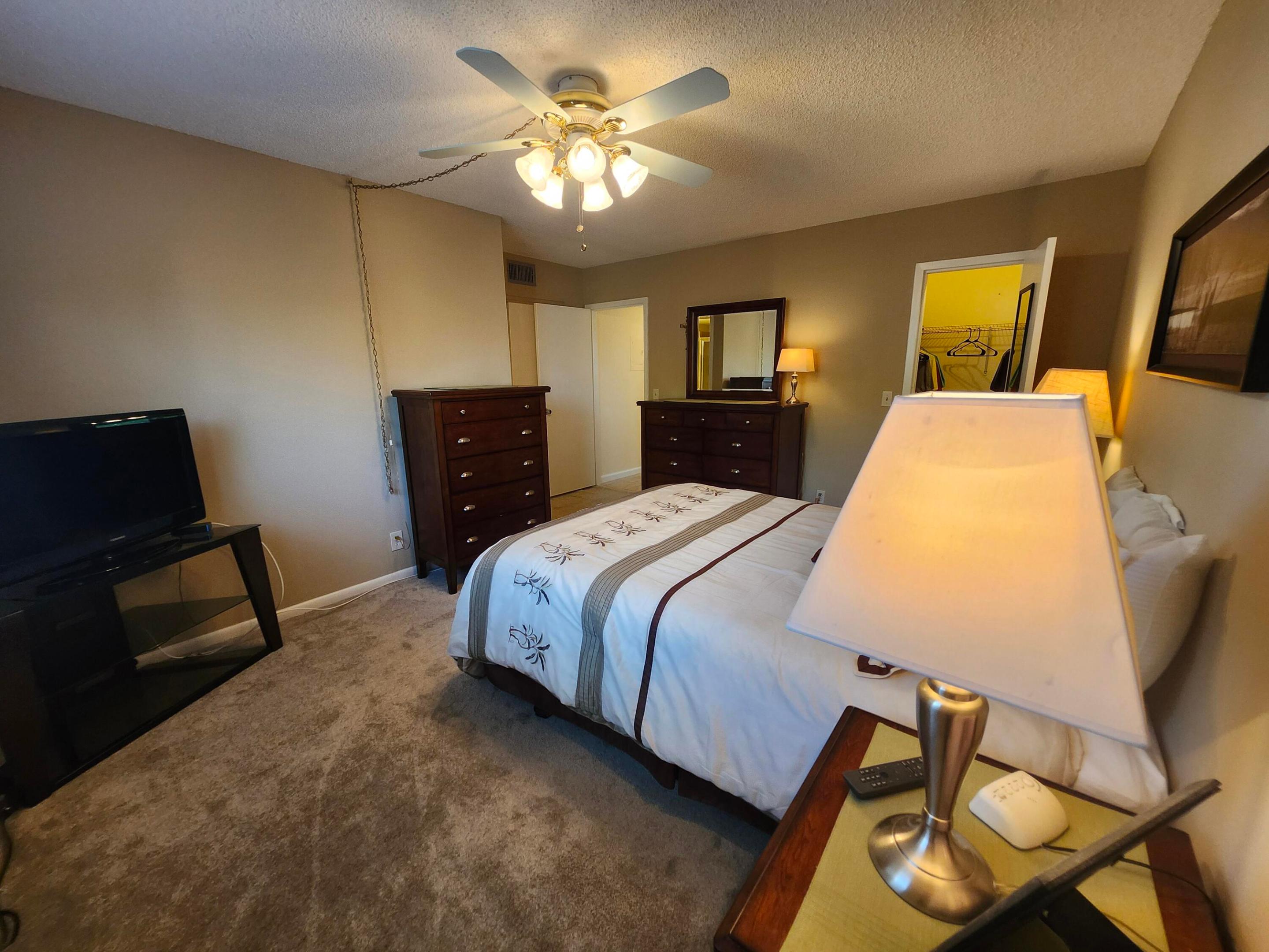 Village Royale Emerald Green - Residential