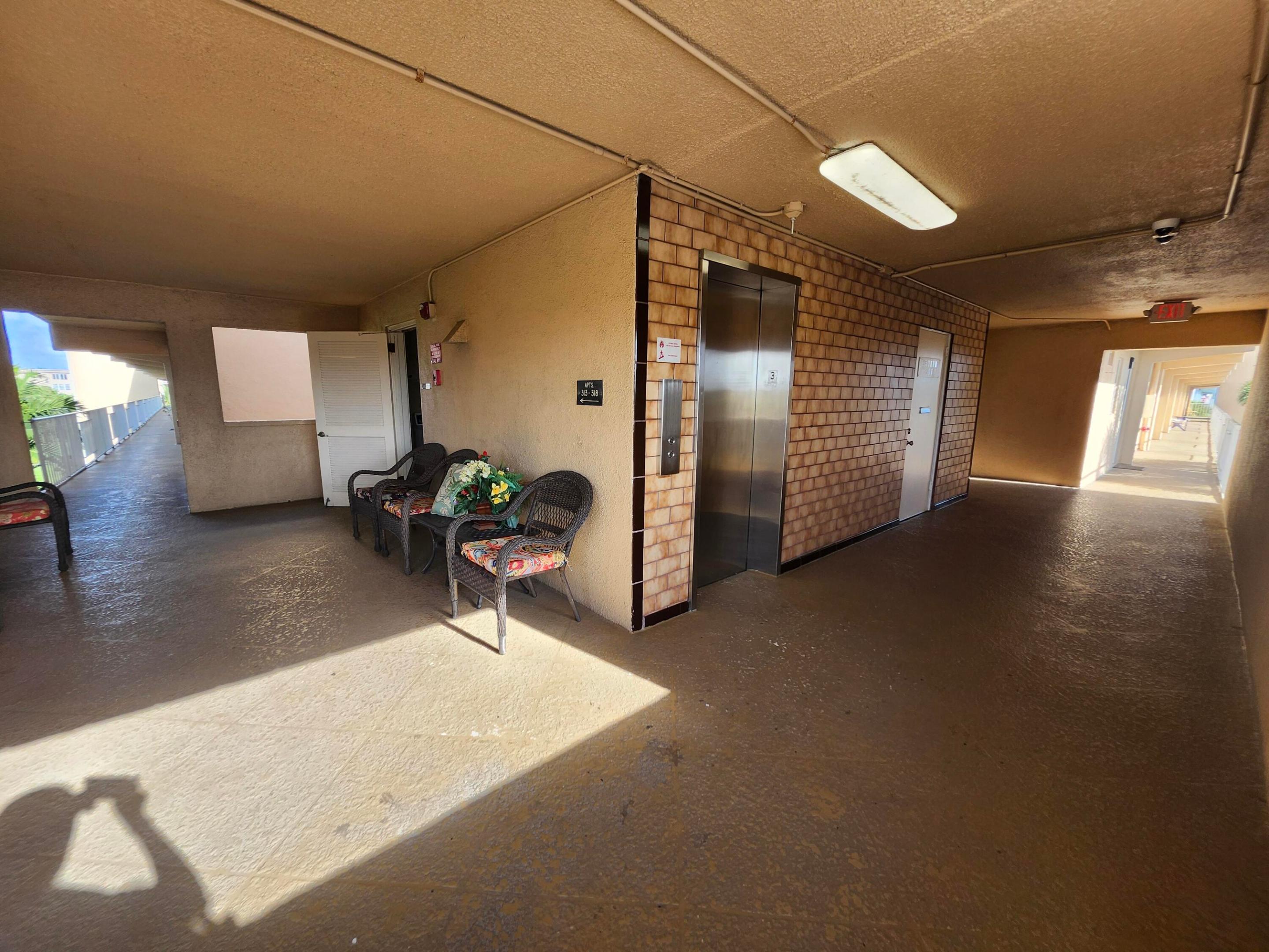 Village Royale Emerald Green - Residential