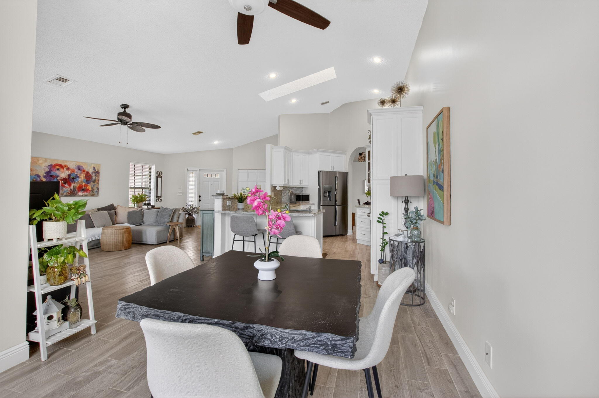 STARLIGHT COVE - Residential