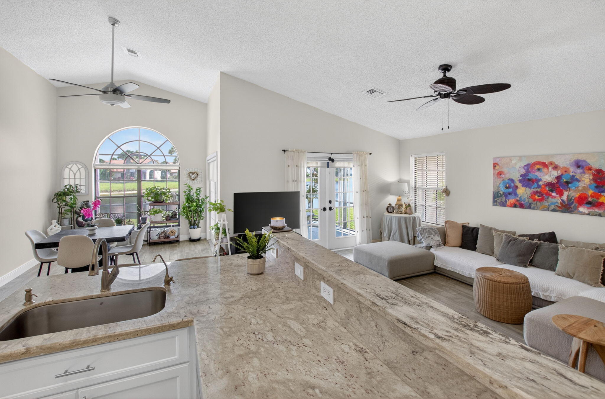 STARLIGHT COVE - Residential