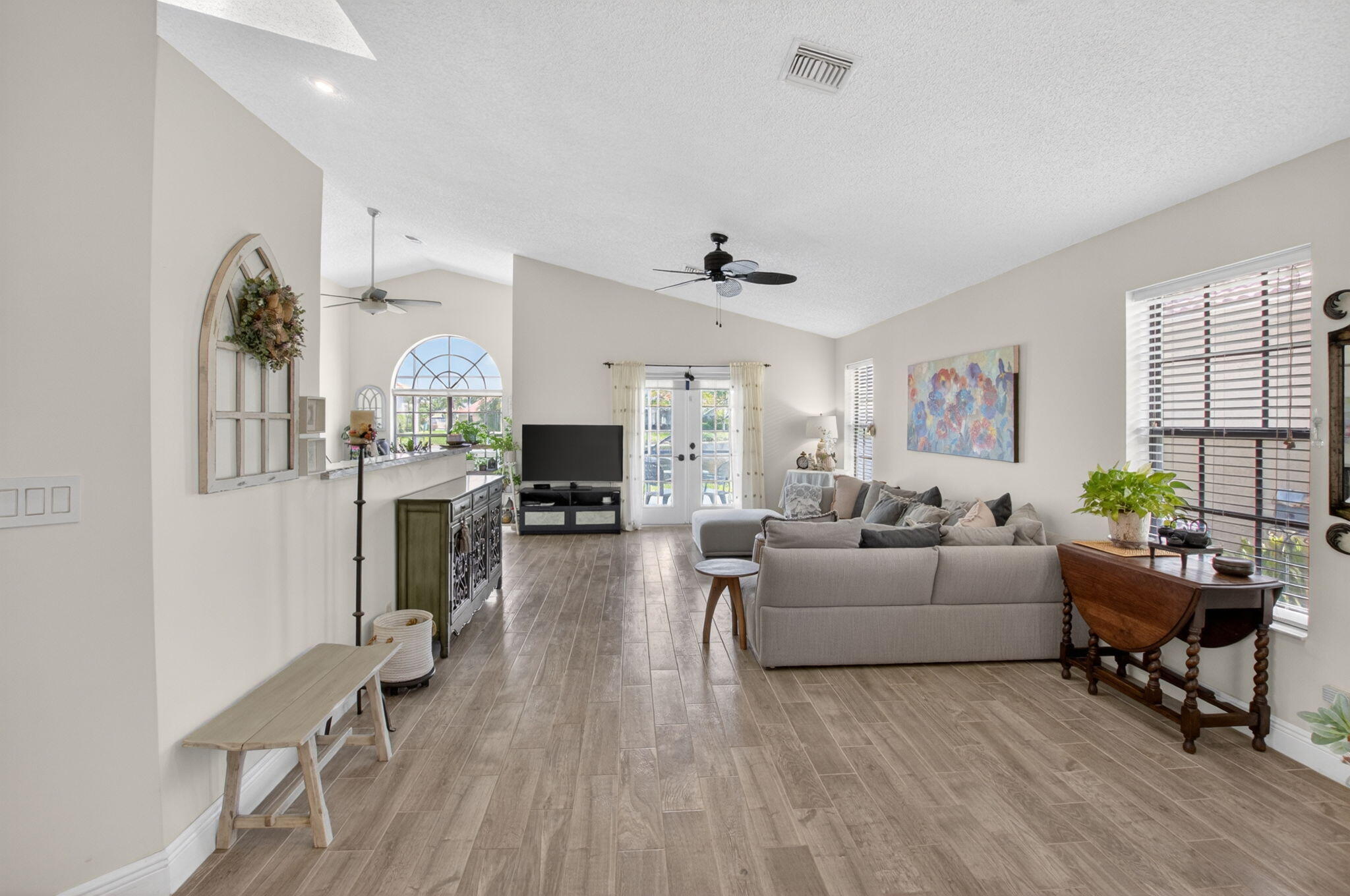 STARLIGHT COVE - Residential