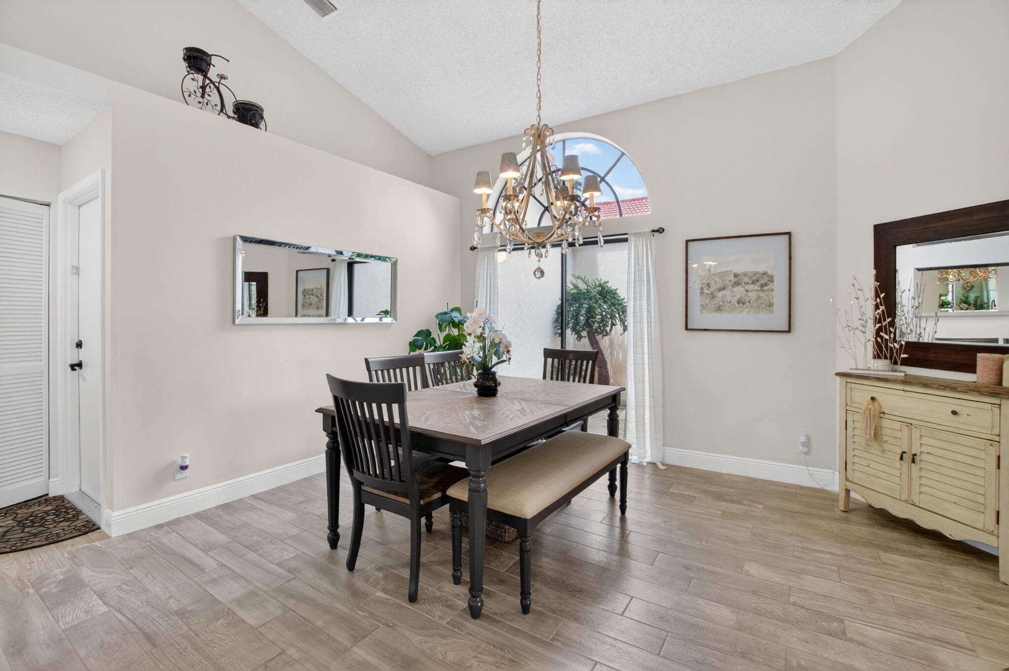 STARLIGHT COVE - Residential