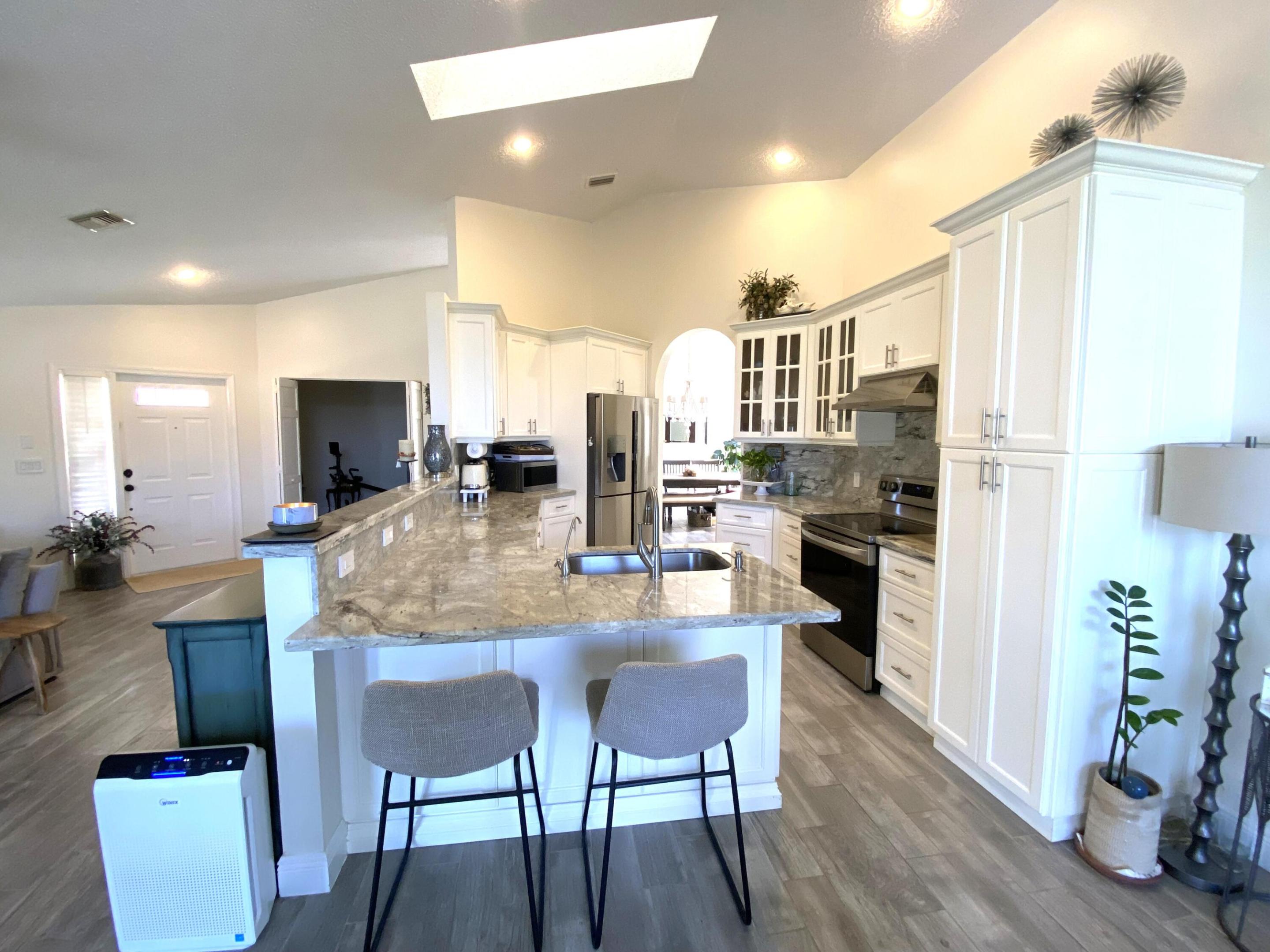 STARLIGHT COVE - Residential