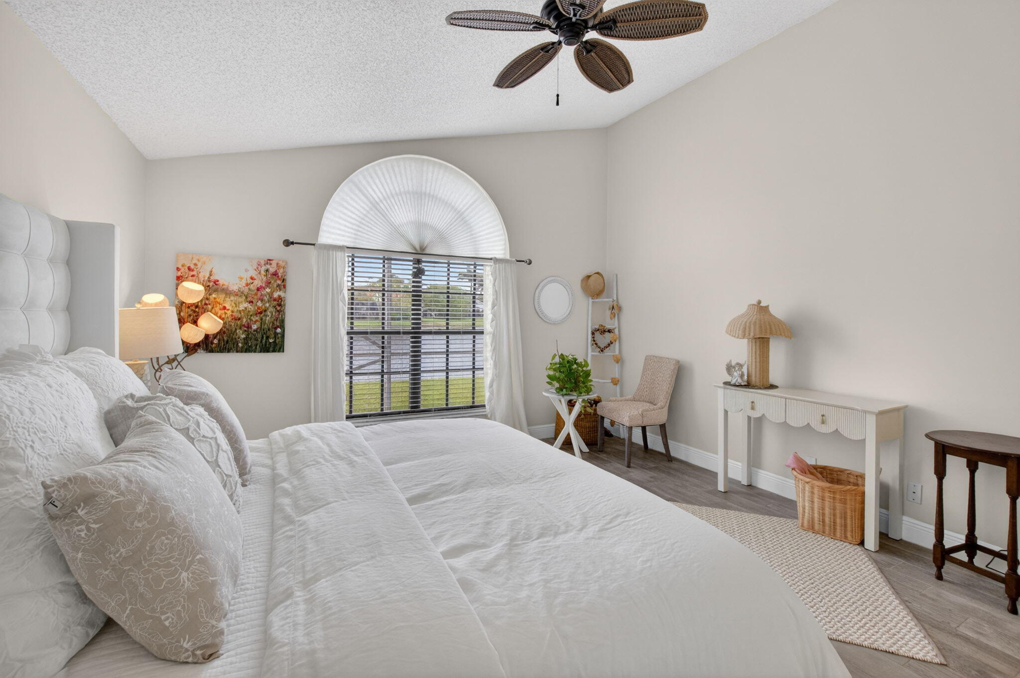 STARLIGHT COVE - Residential