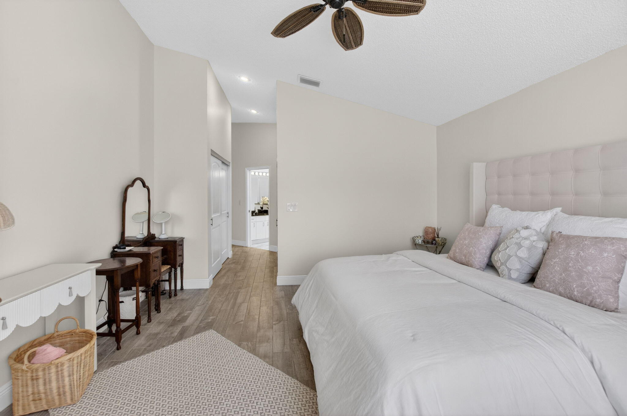 STARLIGHT COVE - Residential