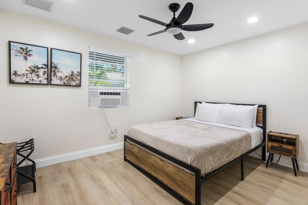 BASKIN ADD TO BRINY BREEZES - Residential