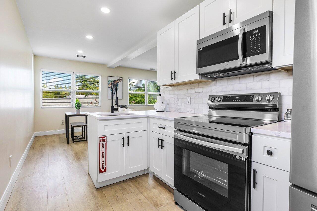 BASKIN ADD TO BRINY BREEZES - Residential