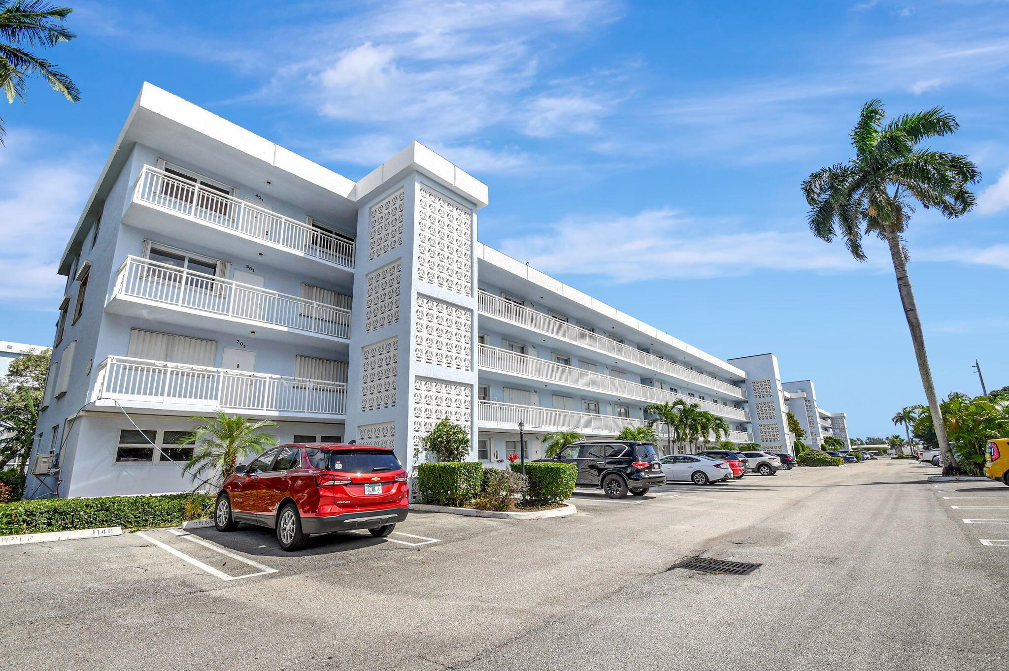 Sensational Rental Condo in Boynton Beach! Located in the highly coveted 55+ community of Seagate of Gulfstream and situated on the 2nd level, this 1BR/1.5BA, 758sqft residence warmly welcomes with an open floorplan, gorgeous faux wood flooring, sizeable living room w/sliding glass doors to the balcony, and a fully equipped kitchen featuring SS appliances, granite countertops, and an adjoining dining area. Serenity is found in the spacious bedroom, which has ample closet space and an en suite. For an abundance of convenience, the building elevator and community laundry room is right next to the unit. Other features: parking, community swimming pool, shuffleboard courts, community events, near shops, I-95, hospitals, and dining, and much more! Call now for a tour!